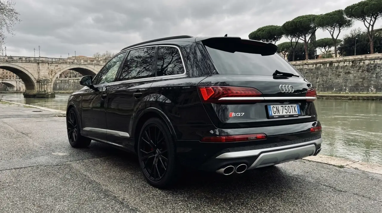Audi SQ7 7seater 2023, exterior — Zurich Luxury Car Rental, Zurich. Audi SQ7 7seater in Zurich The Audi SQ7 7seater is available to rent in Zurich as a…