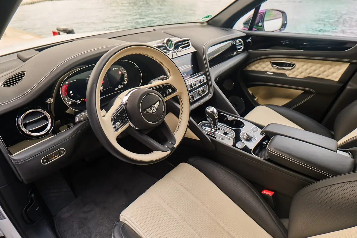Bentley Bentayga V8-S 2024, rear view — Zurich Luxury Car Rental, Zurich. Bentley Bentayga V8-S in Zurich The Bentley Bentayga V8-S 2024 is available for rental in…