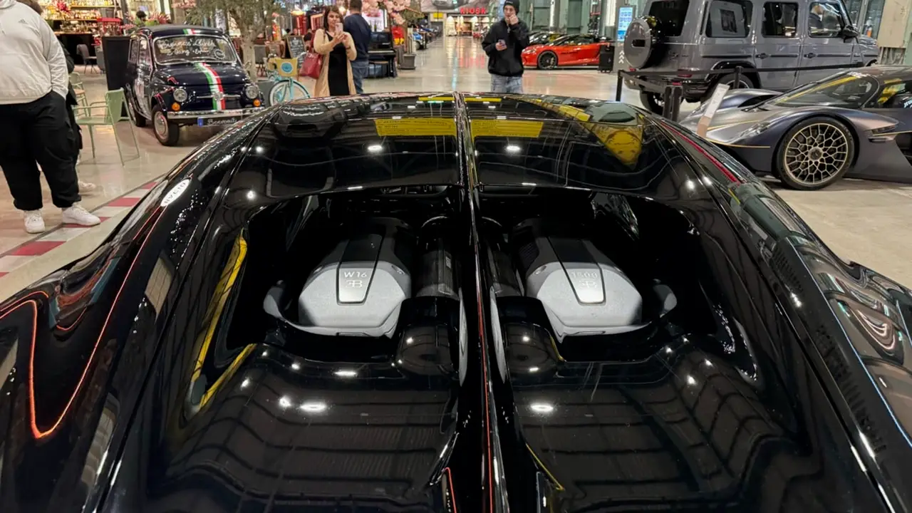 Bugatti Chiron 110 Ani 2019, front view — Zurich Luxury Car Rental, Zurich. Bugatti Chiron 110 Ani in Zurich The Bugatti Chiron 110 Ani, dated 2019, is available for…