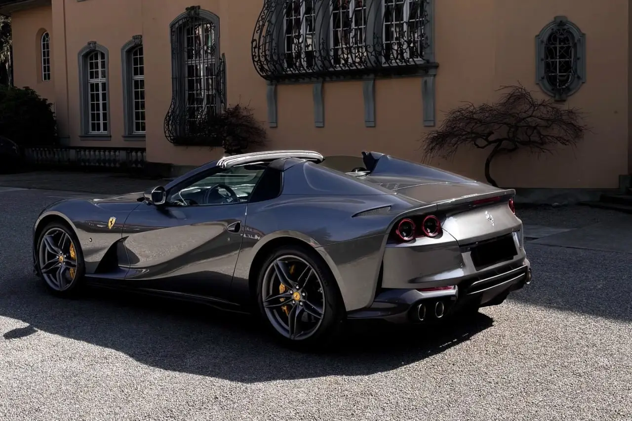 Ferrari 812 GTS 2024, front view — Zurich Luxury Car Rental, Zurich. Ferrari 812 GTS in Zurich The Ferrari 812 GTS 2024 is available to rent in Zurich for…
