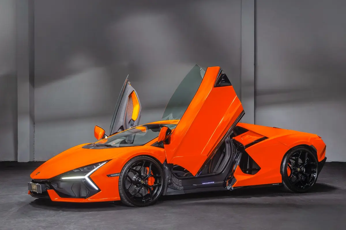 Lamborghini Revuelto 2026, exterior — Zurich Luxury Car Rental, Zurich. Lamborghini Revuelto in Zurich The Lamborghini Revuelto is available to rent in Zurich as…