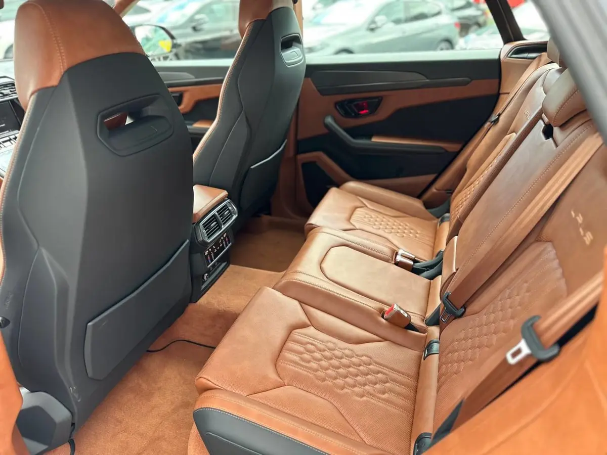 Lamborghini Urus S 2023, exterior — Zurich Luxury Car Rental, Zurich. Lamborghini Urus S in Zurich The Lamborghini Urus S, year 2023, is available for rental…