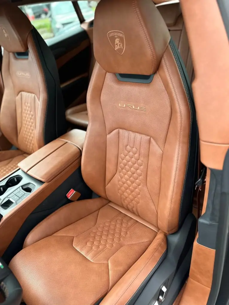 Lamborghini Urus S 2023, dashboard — Zurich Luxury Car Rental, Zurich. Lamborghini Urus S in Zurich The Lamborghini Urus S, year 2023, is available for rental…