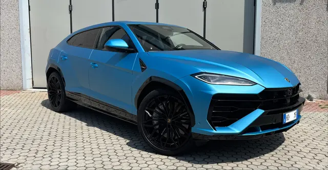 Lamborghini Urus SE 2025 — Zurich Luxury Car Rental, Zurich