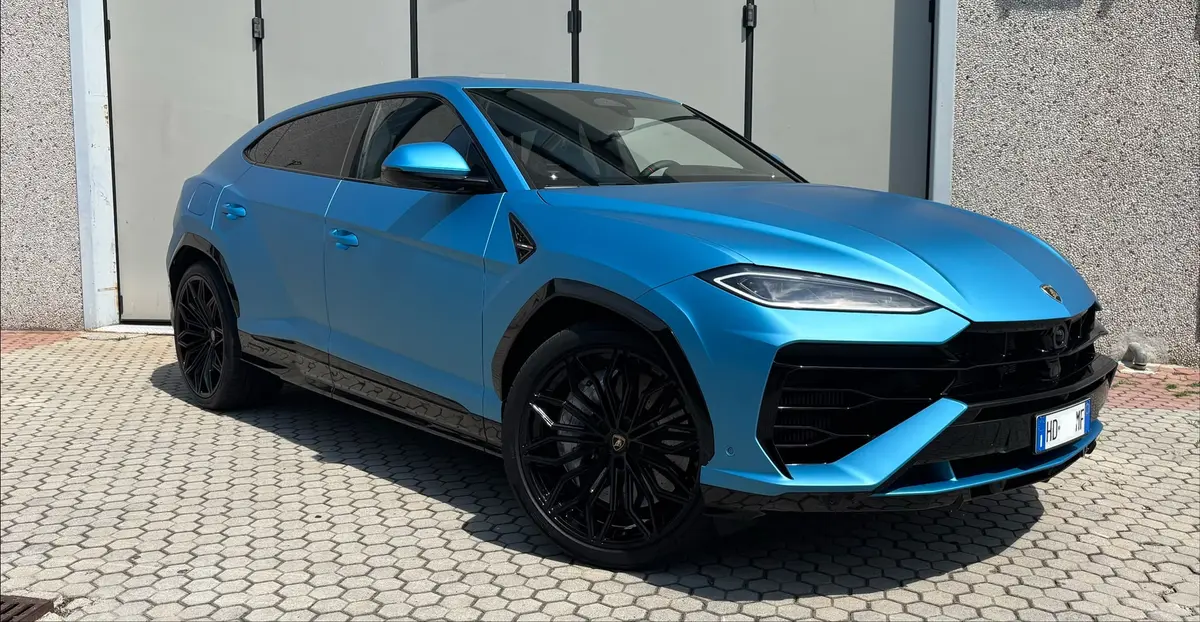 Lamborghini Urus SE 2025 — Zurich Luxury Car Rental, Zurich. Lamborghini Urus SE in Zurich The Lamborghini Urus SE, model year 2025, is available for…