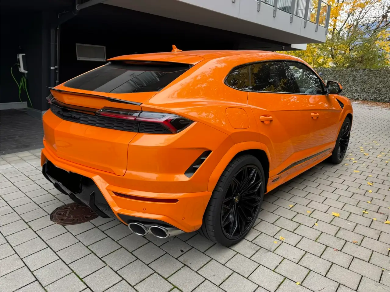 Lamborghini URUS SE 2025, front view — Zurich Luxury Car Rental, Zurich. Lamborghini URUS SE in Zurich The Lamborghini URUS SE, model year 2025, is available for…