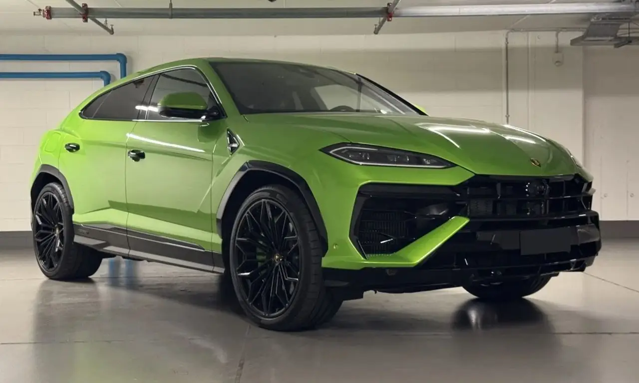 Lamborghini Urus SE 2026 — Zurich Luxury Car Rental, Zurich. Lamborghini Urus SE in Zurich The Lamborghini Urus SE, offered here as a 2026 model, is…
