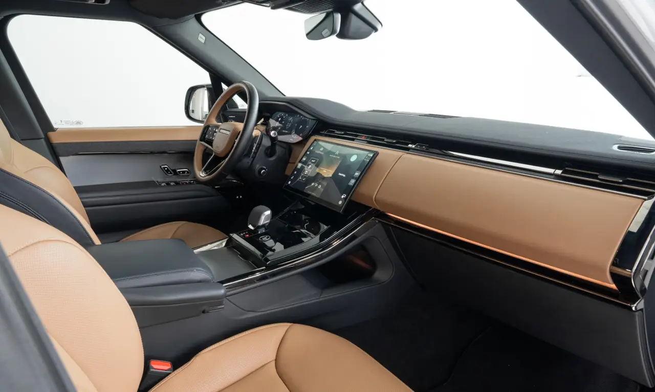 Land Rover Range Rover Sport 2025, exterior — Zurich Luxury Car Rental, Zurich. Land Rover Range Rover Sport in Zurich The Land Rover Range Rover Sport 2025 is available…