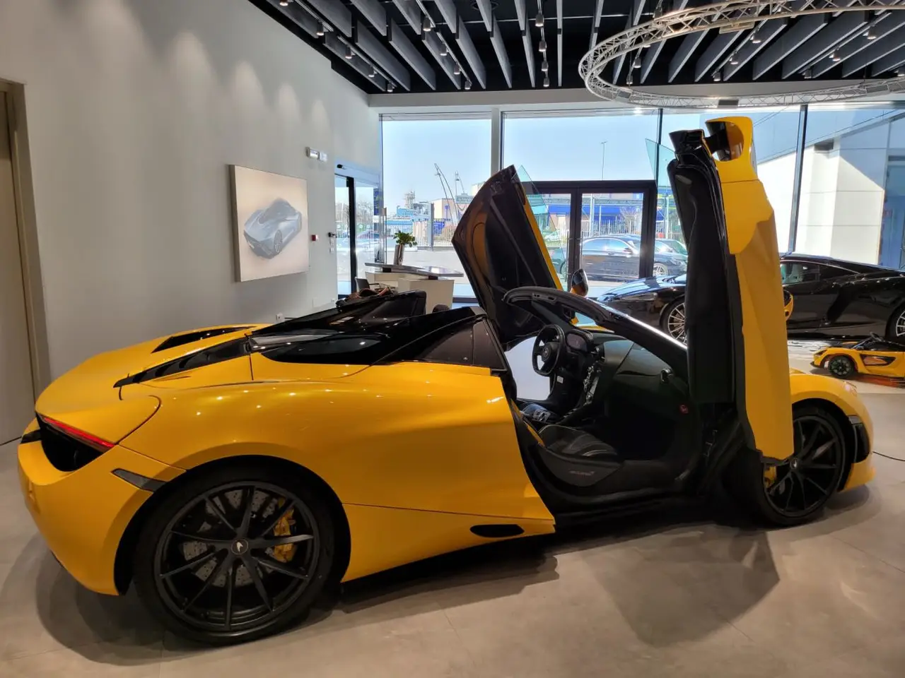 McLaren 720S Spider 2022, front view — Zurich Luxury Car Rental, Zurich. McLaren 720S Spider in Zurich The McLaren 720S Spider is available to rent in Zurich as a…