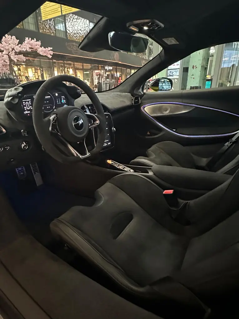 McLaren Artura Spider 2024, dashboard — Zurich Luxury Car Rental, Zurich. McLaren Artura Spider in Zurich The McLaren Artura Spider is available for hire in Zurich…