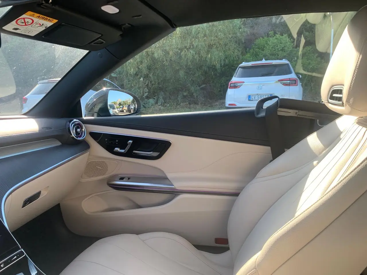 Mercedes Benz CLE Cabrio 2025, front view — Zurich Luxury Car Rental, Zurich. Mercedes Benz CLE Cabrio in Zurich The Mercedes Benz CLE Cabrio 2025 is available for…