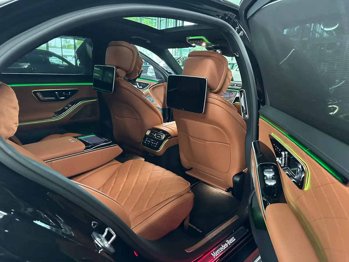 Mercedes Benz S-klasse S400 Long 4-Matic 2023, dashboard — Zurich Luxury Car Rental, Zurich. Mercedes Benz S-klasse S400 Long 4-Matic in Zurich The Mercedes Benz S-klasse S400 Long…