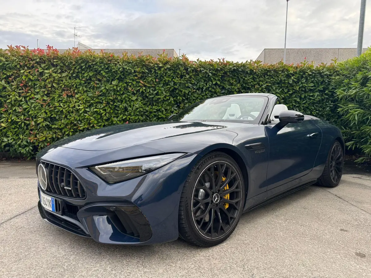 Mercedes Benz SL 63 AMG 2025, rear view — Zurich Luxury Car Rental, Zurich. Mercedes Benz SL 63 AMG in Zurich The Mercedes Benz SL 63 AMG is available for rental in…