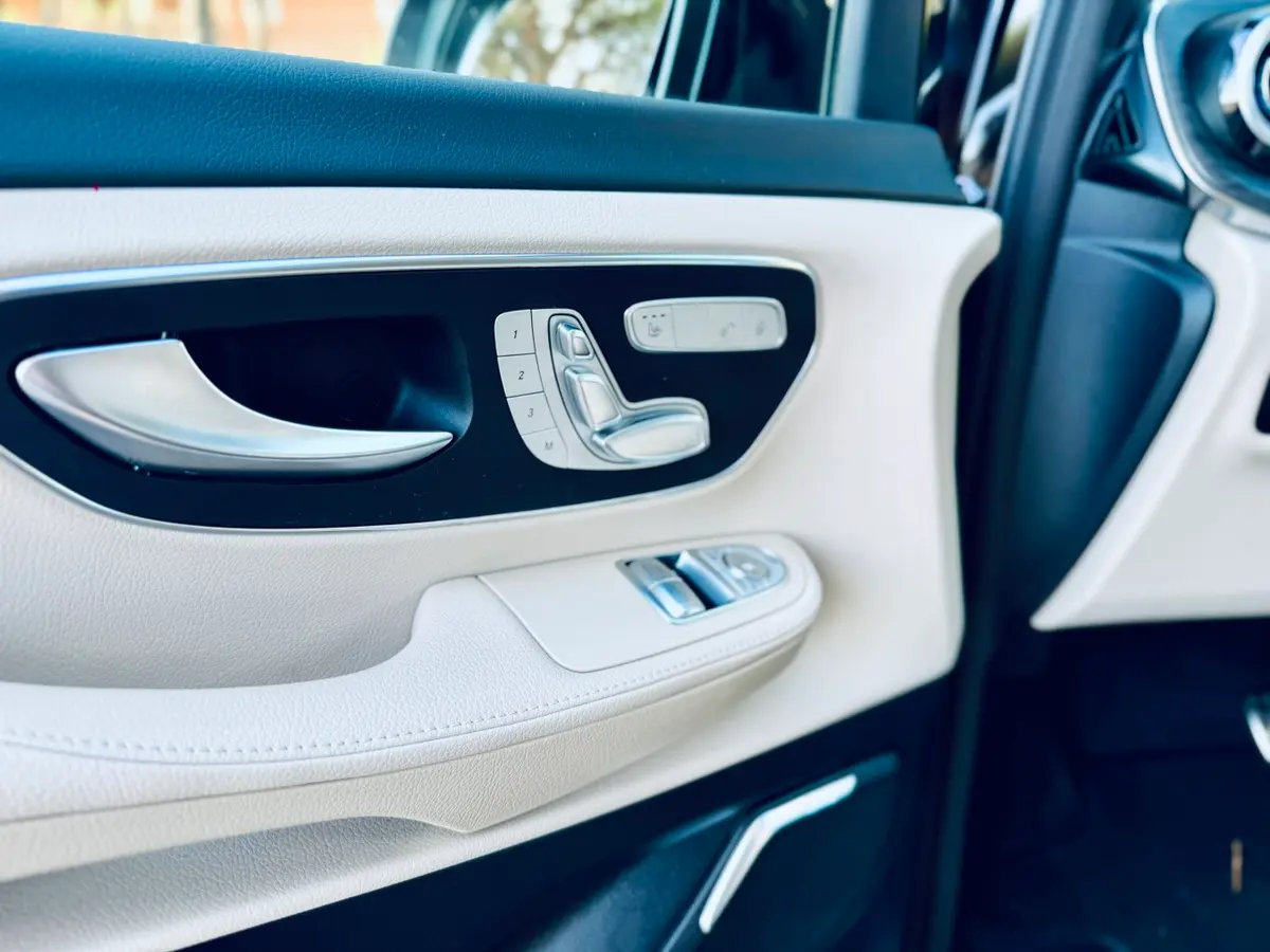 Mercedes Benz V300 4x4 XL VIP (Captain, 7 seat) 2025, front view — Zurich Luxury Car Rental, Zurich. Mercedes Benz V300 4x4 XL VIP (Captain, 7 seat) in Zurich The Mercedes Benz V300 4x4 XL…