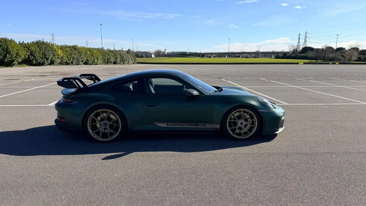 Porsche 911 GT3 2026, exterior — Zurich Luxury Car Rental, Zurich. Porsche 911 GT3 in Zurich The Porsche 911 GT3 2026 is available to rent in Zurich as a…