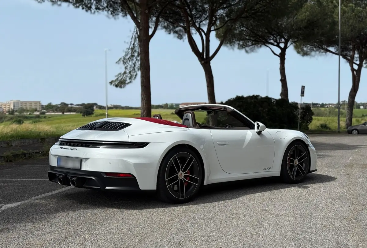 Porsche 992.2 Carrera 4 GTS Cabrio 2025, front view — Zurich Luxury Car Rental, Zurich. Porsche 992.2 Carrera 4 GTS Cabrio in Zurich The Porsche 992.2 Carrera 4 GTS Cabrio is…