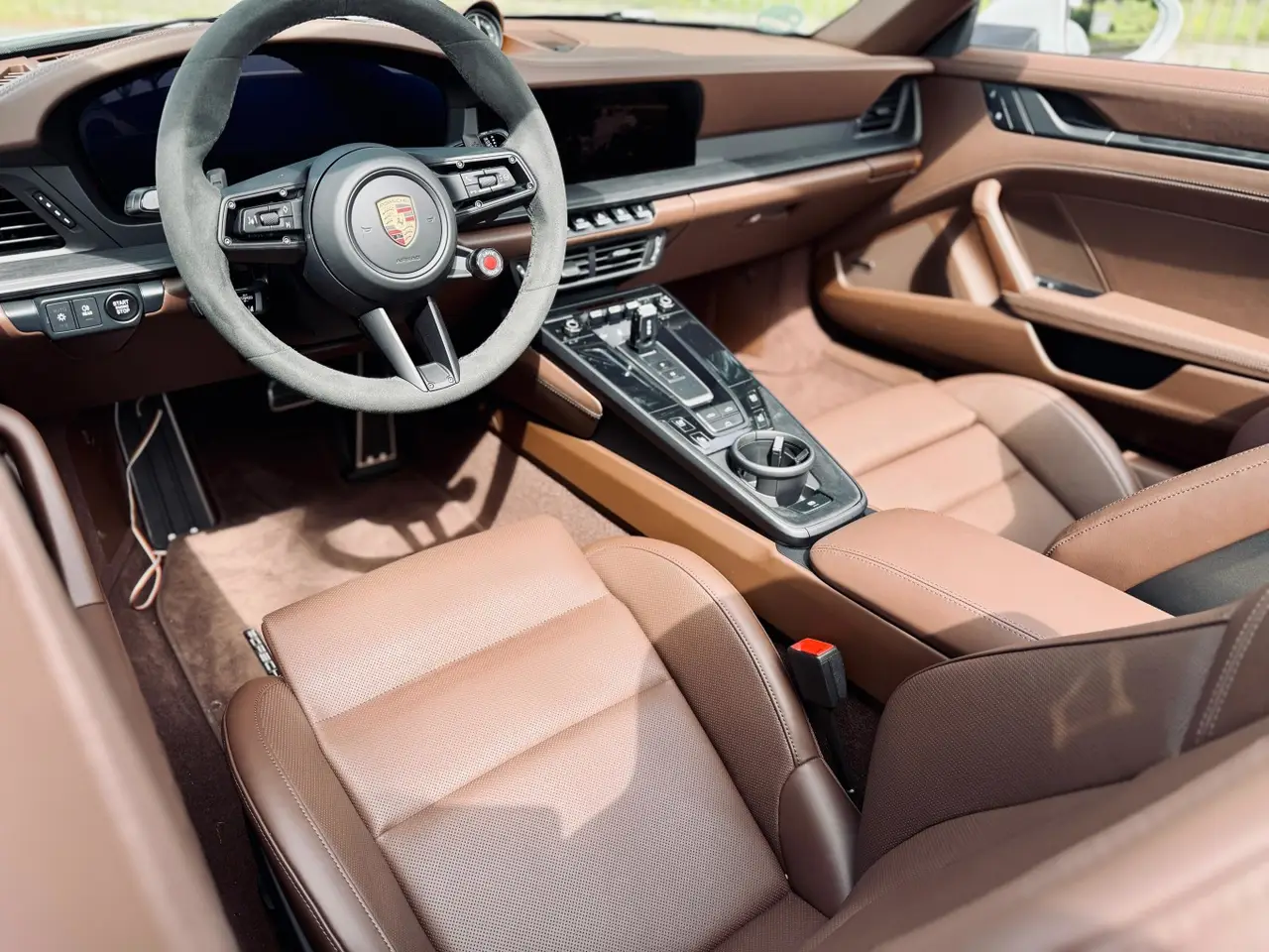 Porsche 992.2 Carrera 4 GTS Cabrio 2025, dashboard — Zurich Luxury Car Rental, Zurich. Porsche 992.2 Carrera 4 GTS Cabrio in Zurich The Porsche 992.2 Carrera 4 GTS Cabrio is…