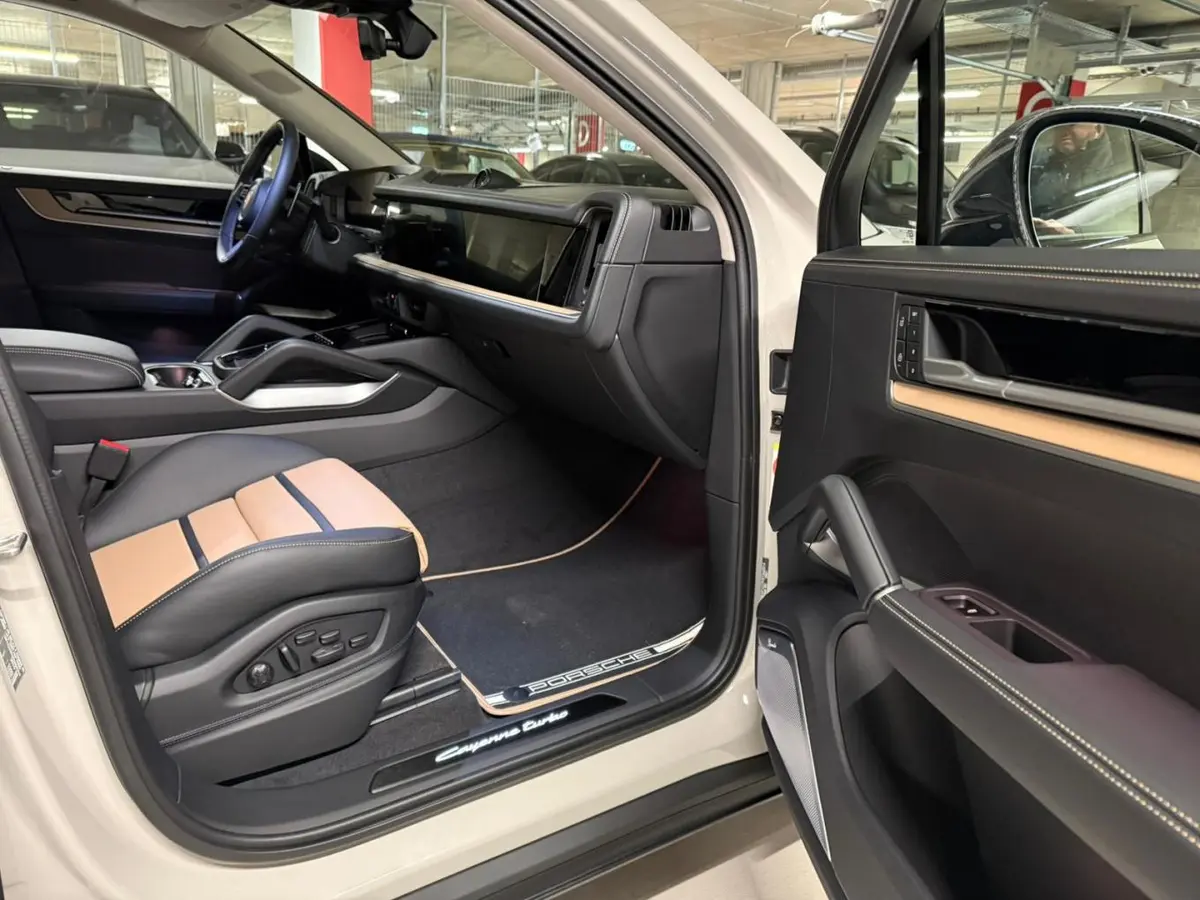 Porsche Cayenne Turbo E-Hybrid Coupé GT 2026, rear view — Zurich Luxury Car Rental, Zurich. Porsche Cayenne Turbo E-Hybrid Coupé GT in Zurich The Porsche Cayenne Turbo E-Hybrid…