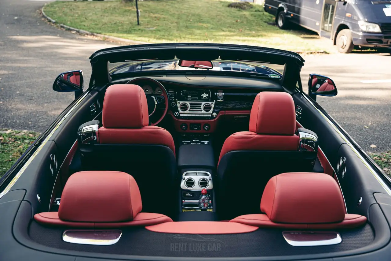 Rolls-Royce Dawn 2022, dashboard — Zurich Luxury Car Rental, Zurich. Rolls-Royce Dawn in Zurich The Rolls-Royce Dawn 2022 is available for rental in Zurich,…